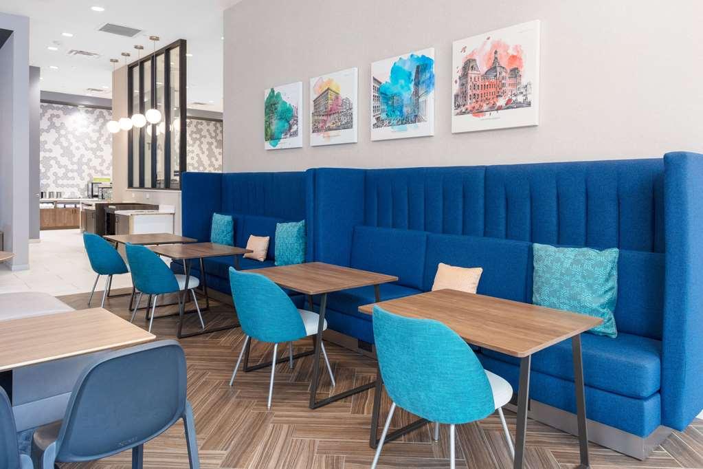 Home2 By Hilton St Louis Downtown Hotel 3*